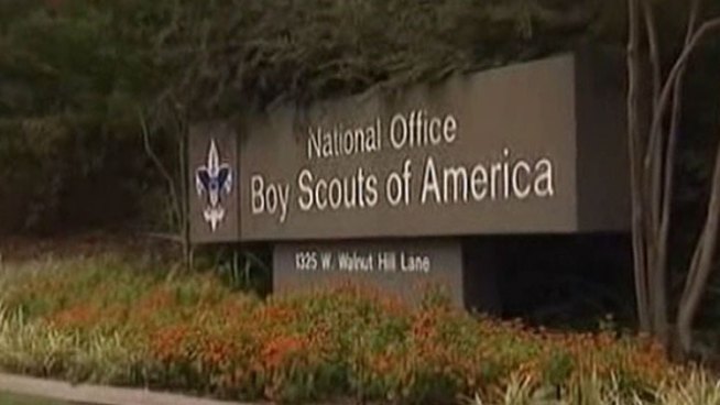 On Tuesday morning the Boy Scouts of America delayed its decision about lifting its ban on gay members and leaders.