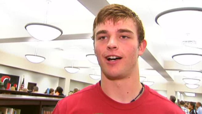 Cody Thomas, from Colleyville Heritage High School, signed a letter of intent Wednesday saying he'll play for the Oklahoma Sooners.