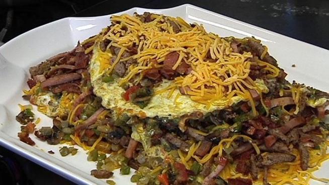 Nona's Omelet challenge breaks more than a dozen eggs to break your fast.