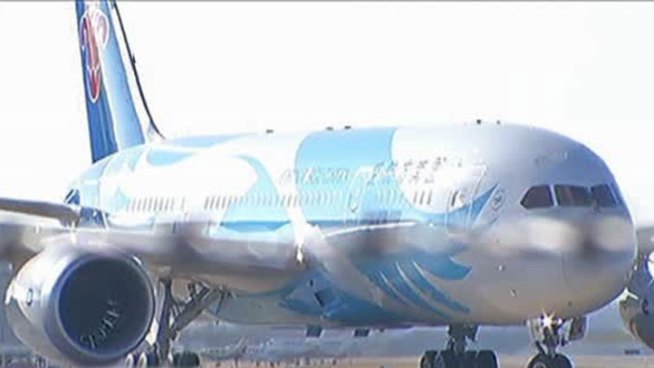 A one-time flight of a Boeing 787 Dreamliner gets special approval from the FAA to fly from Fort Worth to Everett, Wash.