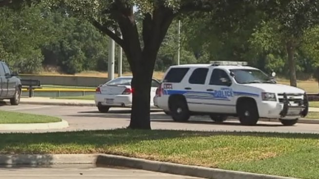 Irving and Coppell police have issued a crime alert about vehicle burglaries where someone smashed the windows and stole purses from the cars.