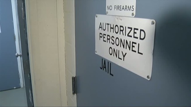 Tarrant County hopes its decision to publish online the names of people arrested on suspicion of DWI will deter drivers from drinking and driving this holiday weekend.