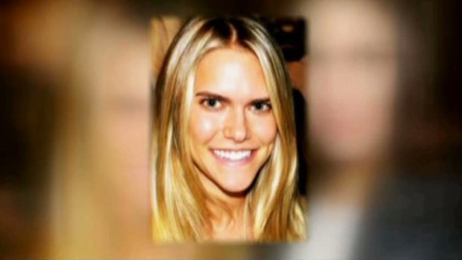 Pilot told investigators he tried to warn Lauren Scruggs before she was seriously injured by a moving plane propeller.