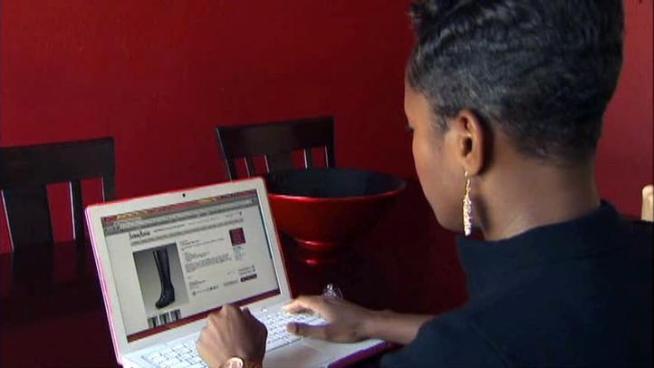 Shopping search engines say deeper sales can be found on specific days of the week.