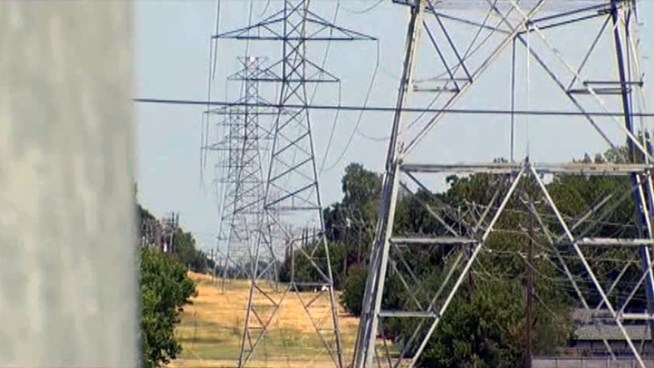 The agency that manages the state's power grid pulled the plug Thursday on large industrial customers paid to shut down during power emergencies, narrowly avoiding rolling residential outages.