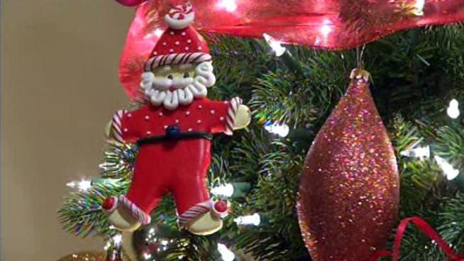 A Fort Worth father says the school district's restrictions on Christmas in the classroom are absurd.