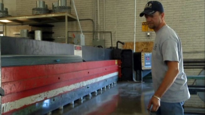 While unemployment holds steady in Texas, there's one industry with plenty of job openings -- manufacturing.