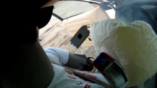 Dallas police say that many people who text while driving don't realize that their cellphones can injure them during a car crash.