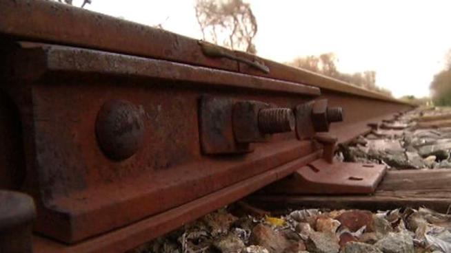 Residents say a proposed DART rail line through North Dallas that could make use of existing but currently unused tracks should run in trenches to cut down on noise.