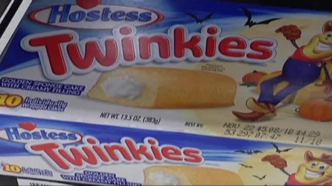 The Twinkie and its snack cake brethren were thrown a lifeline Monday when Hostess and its bakers union agreed to mediation.