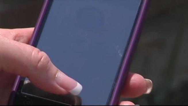 The city of Highland Village is using smart phones to link residents with local government.