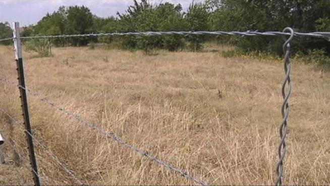 The water department of Fort Worth has chosen a 100 acre site in far west Fort Worth to house its new sewage treatment plant.