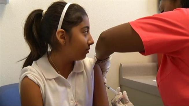 Hundreds of Dallas County residents lined up to get their students vaccinated at the last minute.