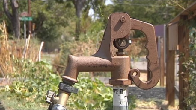 Lake levels in Tarrant County are dropping quickly, forcing Fort Worth to start water restrictions for the first time.