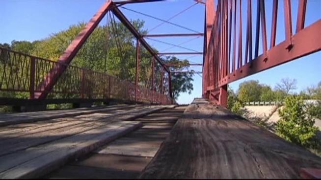 Locals claim Old Alton Bridge in Denton is haunted by a goat man.