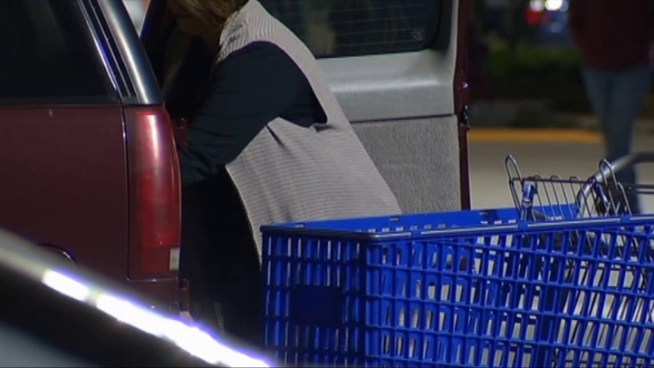Security experts warn it's time to keep alert when shopping during the holiday season.
