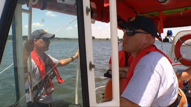 Game wardens and Denton County Sheriff's patrols are on the water looking for trouble, and what is trouble? Drunk boaters, life-jacketless boaters or both.