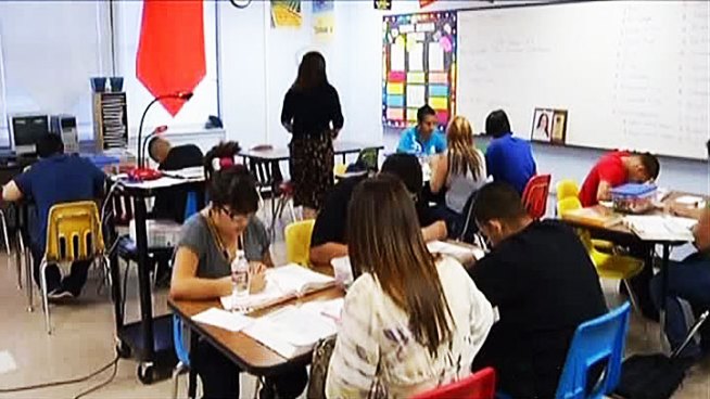 The Dallas Independent School District board will meet at 5:30 p.m. Thursday to discuss whether or not to keep the 45-minute extended educators' schedule.