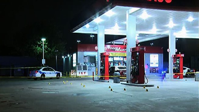 A shooting at a Texaco gas station in Dallas ended with a police chase and one man in custody Wednesday morning.