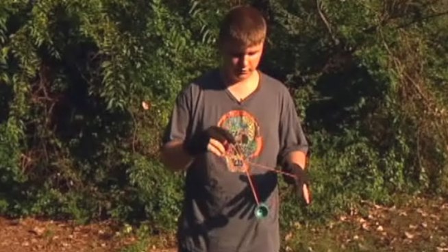 Seventeen-year-old Cade Gober is taking his passion for yo-yos all the way to 2012 World Yo-Yo Contest, where he'll compete against yo-yo enthusiasts from 22 countries.