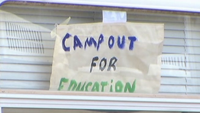Parents camp out for almost a week in order to get their children transferred to other schools in the Arlington district.