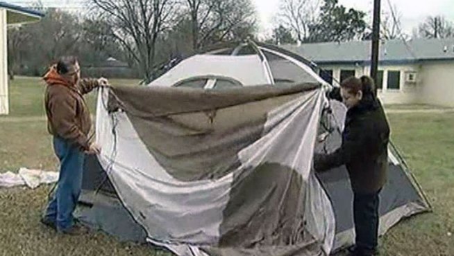 Some parents in Arlington camp out for 5 days to transfer their children to different schools.