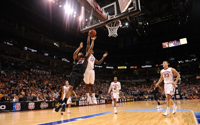 Free Throws Lift Oklahoma State Past Oklahoma