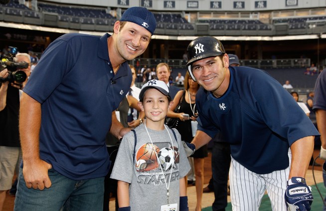 Romo, Yankees Team Up for Good