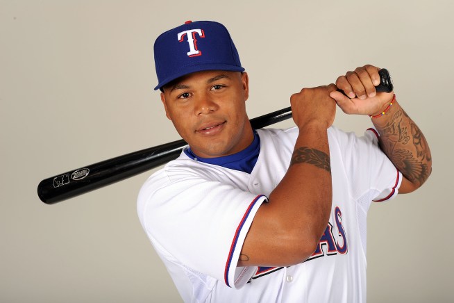 Jones Blasts 3 Homers in Rangers 8-1 Win