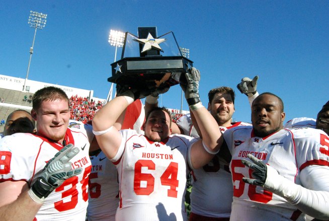 Houston Finally Has a Bowl Victory  