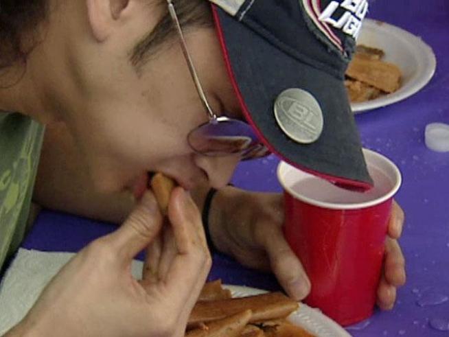 13 competitive eaters chowed down for the 6th Annual World Tamale Eating Championship at <a title=