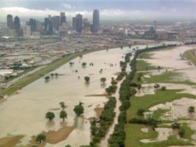 The city of Dallas confirms that Delta pump station along hte Trinity River in west Dallas failed after taking two lightning strikes Wednesday night. This contributes to the flooding problems, but isn't causing them.