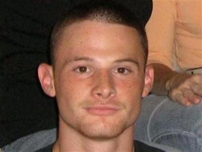 A man fatally shot while defending a friend continues to give to those in need, even in death.
