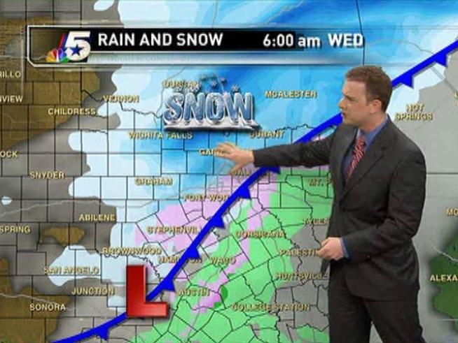 Meteorologist Grant Johnston updates the forecast for Tuesday, February 8, 2011.