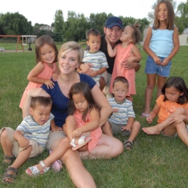 Jon & Kate Spend July 4 With Their Eight