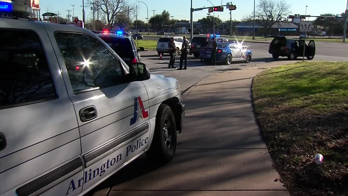 Arlington Jogger Shoots Would-be Armed Robber: Police