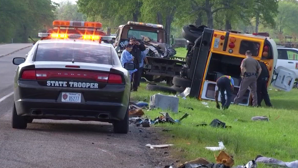 Track Coach Killed, 18 Students Hurt in East Texas Bus Crash