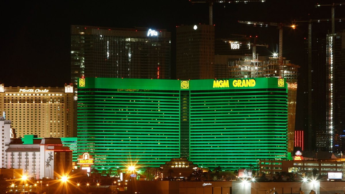 MGM Resorts has some computer systems down after 'cybersecurity issue' – NBC 5 Dallas-Fort Worth - Vimarsana News