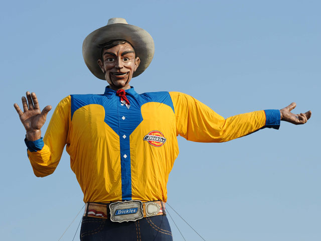 Texas state fair unveils Big Tex statue – bigger, heavier and  fire-resistant, Texas