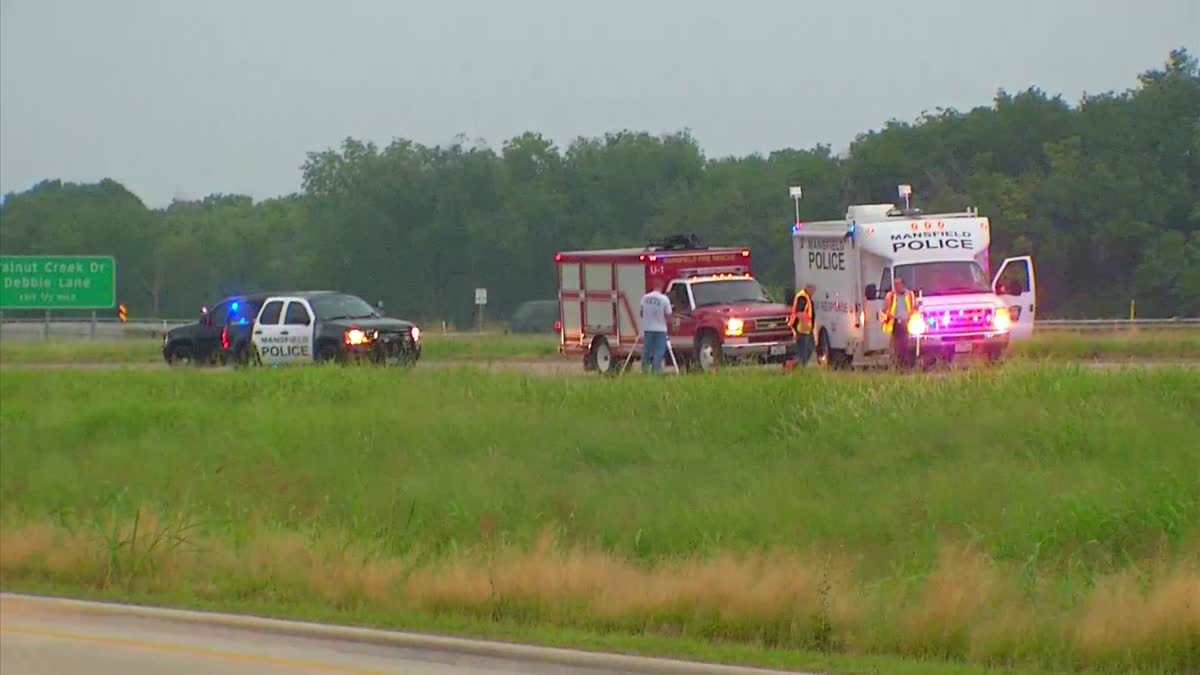 Three Vehicle Crash Closes Southbound U S 287 In Mansfield NBC 5   287 Crash 072114 