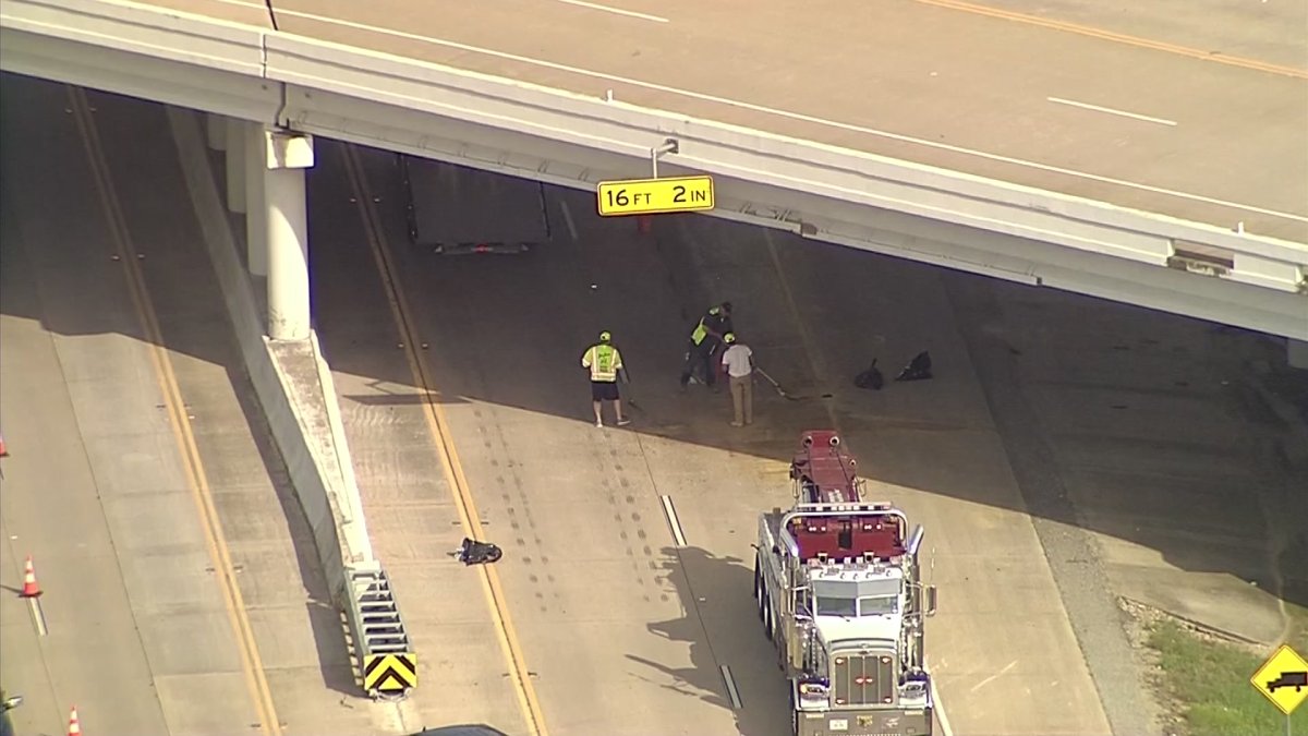 All Lanes Open On Us 380 After Tractor Trailer Struck Overpass Nbc 5 Dallas Fort Worth