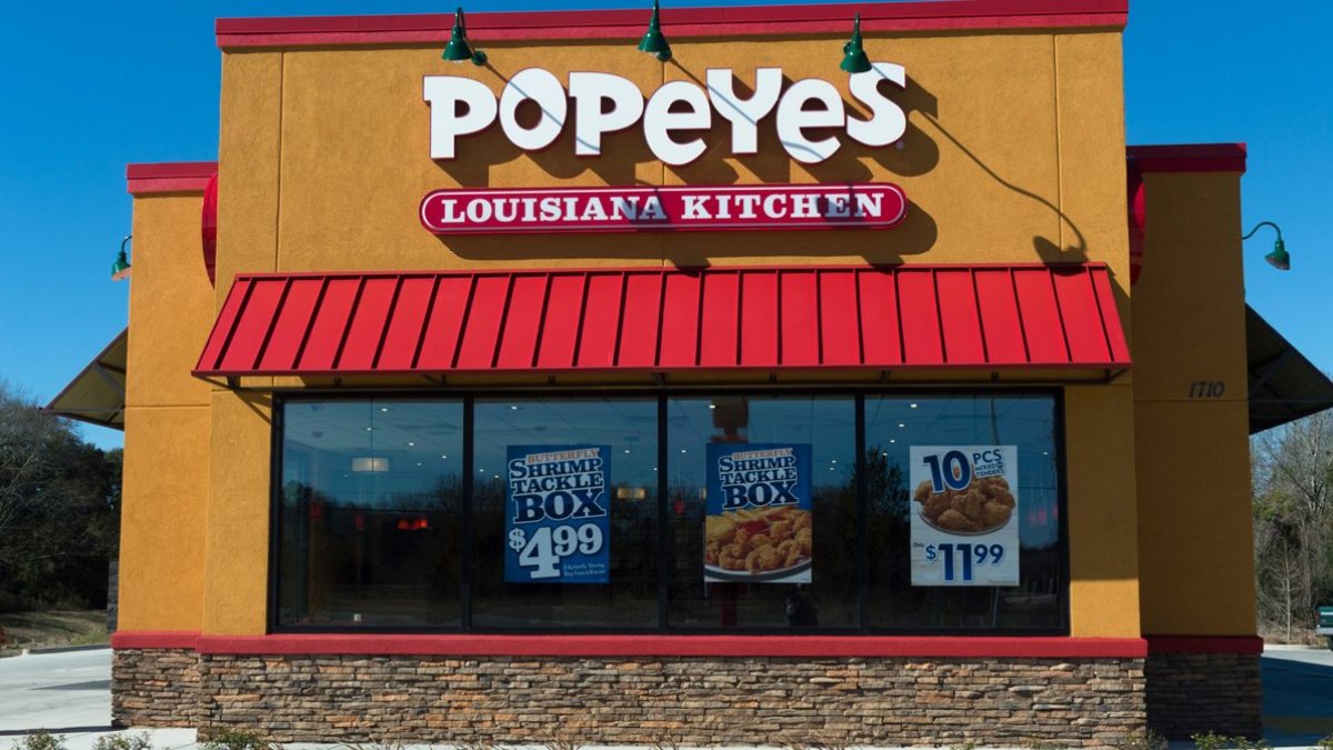 California Restaurant Gets Caught Serving Popeyes Chicken