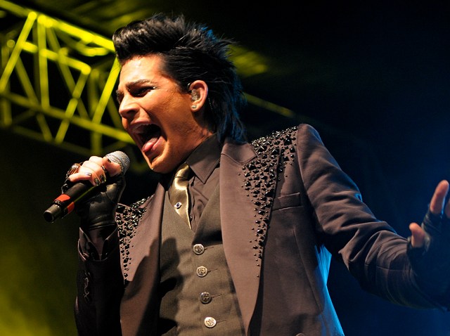 123109 NYE Adam Lambert