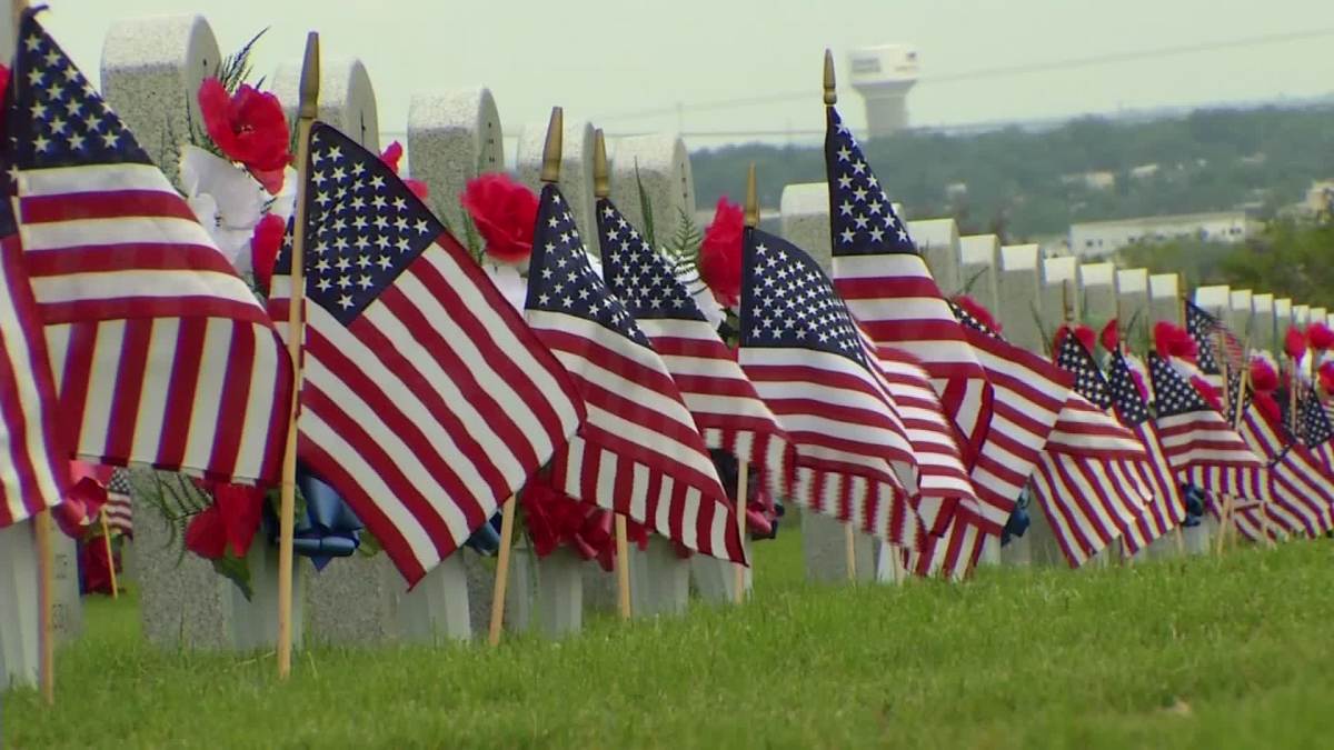 American Flag Tradition Continues at DallasFort Worth National