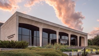 Amon Carter Museum of American Art_photo credit Courtesy of Amon Carter ...
