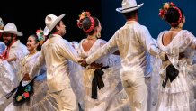 Anita-N-Martinez-Ballet-Folklorico-Dancers-represen-an-Zanagar