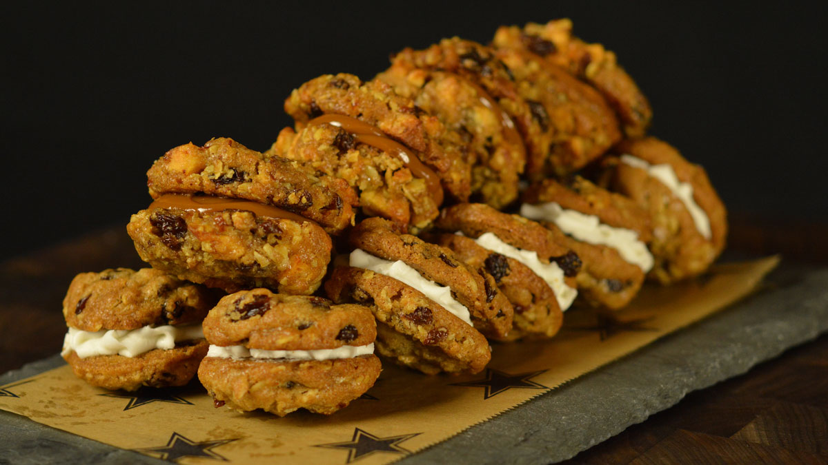 Apple Oatmeal Raisin Cookies