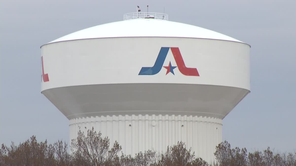 Arlington Asks Residents to Limit Water Use Until 10 a.m. – NBC 5 ...