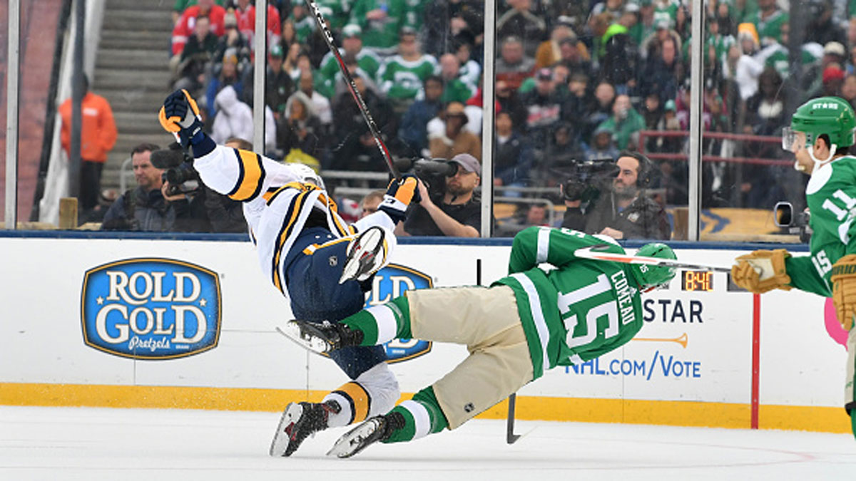 Stars beat Predators with late rally in Winter Classic - Sports Illustrated