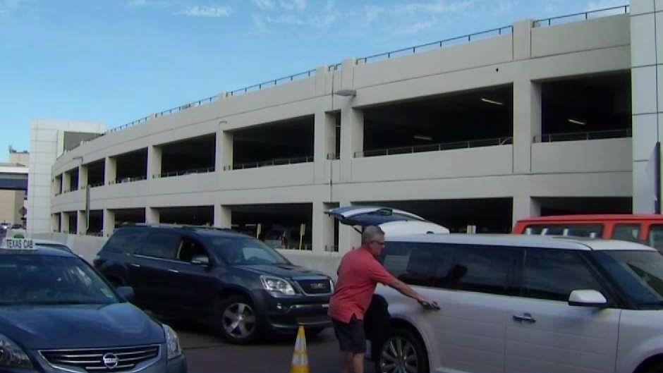 DFW Airport’s Prepaid Parking Offer Returns, Travelers
